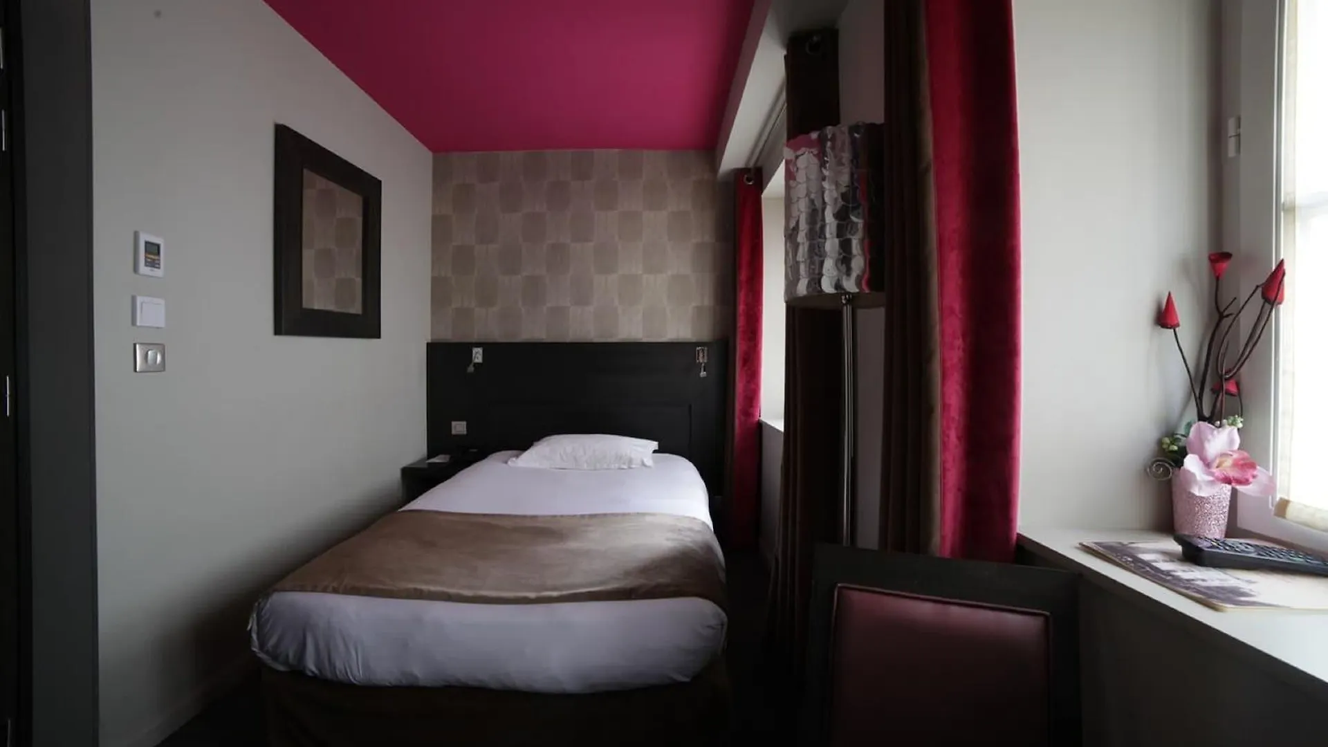 Aéro Hotel Paris