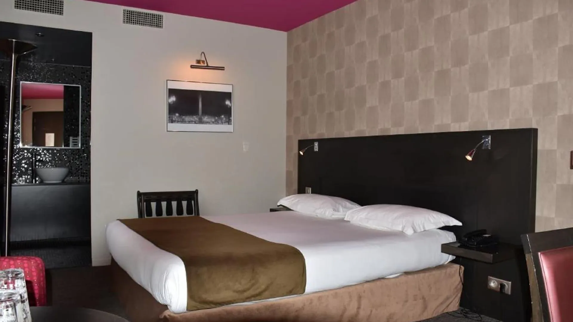 Hotel Aero 3*